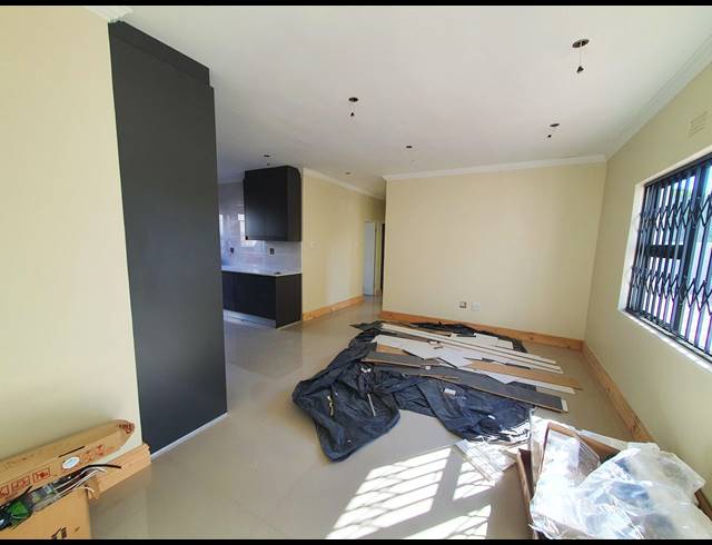 3 BEDROOM HOUSE TO LET IN TOWNSEND ESTATE